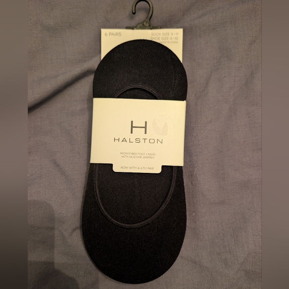 Halston Heritage Other - Halston Heritage 6 Pair Black And Nude Microfiber Foot Liners